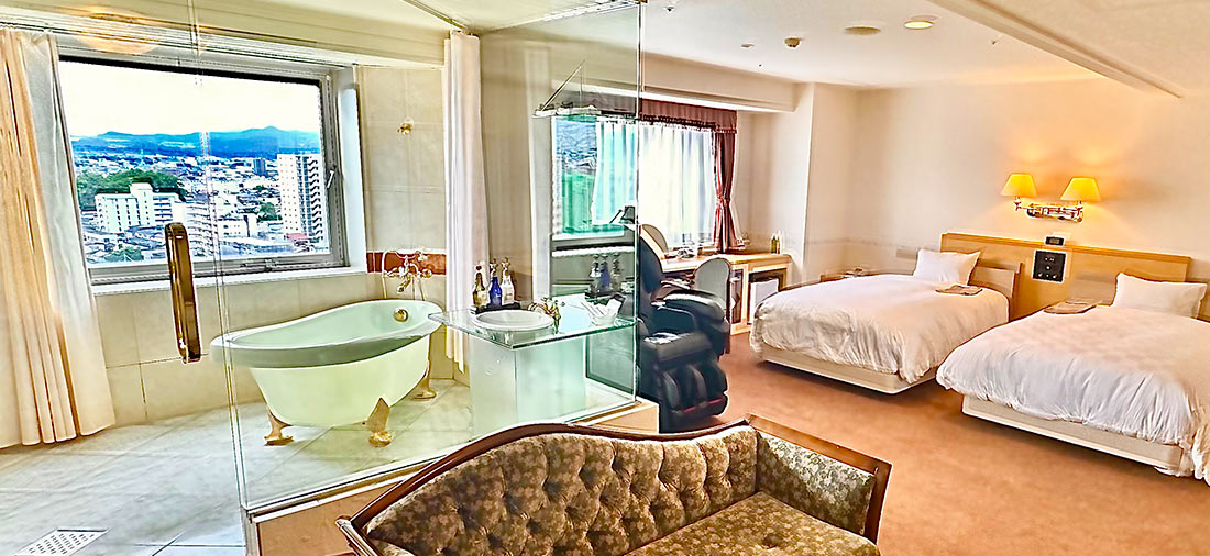 DELUXE TWIN ROOM デラックスツインルーム